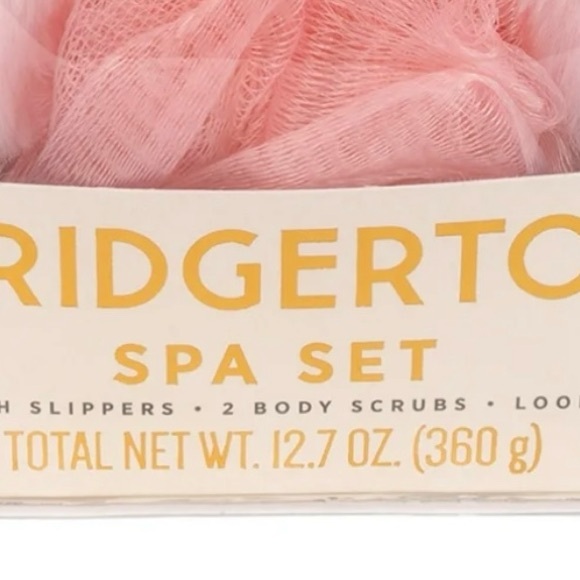 BRIDGERTON SPA GIFT SET TRUE LOVE THEME - Picture 5 of 8